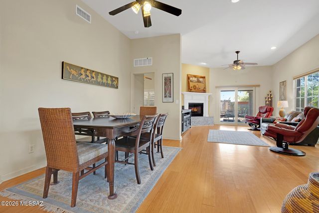 6352 N Skyline Court, Tucson, AZ 85718