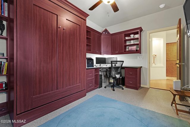 6352 N Skyline Court, Tucson, AZ 85718