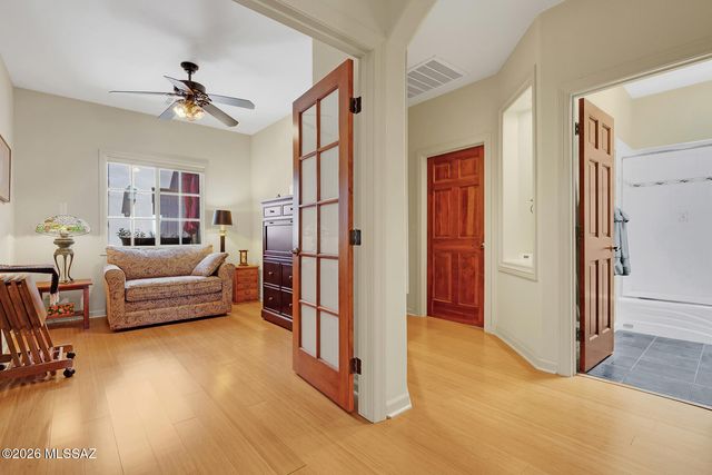 6352 N Skyline Court, Tucson, AZ 85718