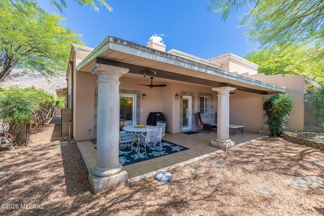 6352 N Skyline Court, Tucson, AZ 85718