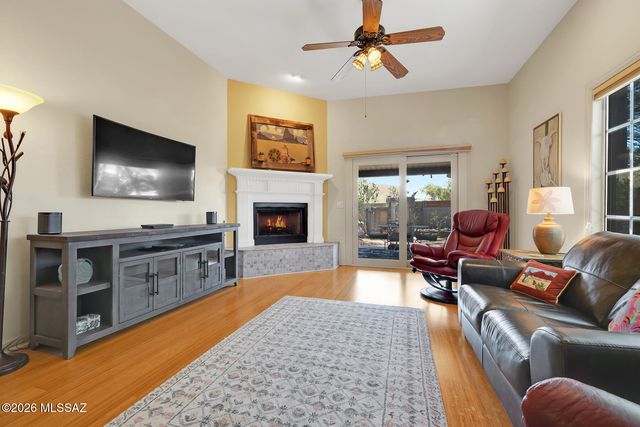 6352 N Skyline Court, Tucson, AZ 85718