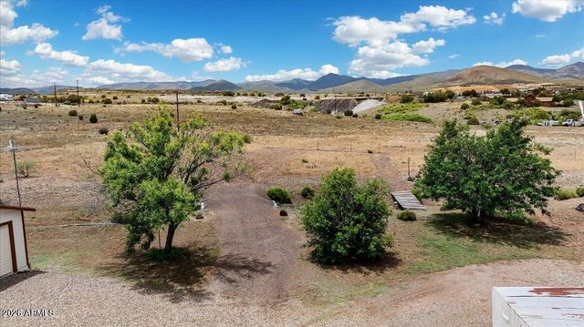 2900 S Holiday Drive, Dewey, AZ 86327