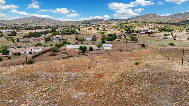 2900 S Holiday Drive, Dewey, AZ 86327