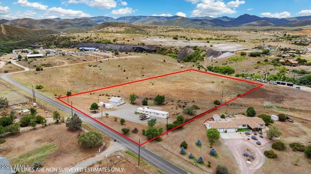 2900 S Holiday Drive, Dewey, AZ 86327