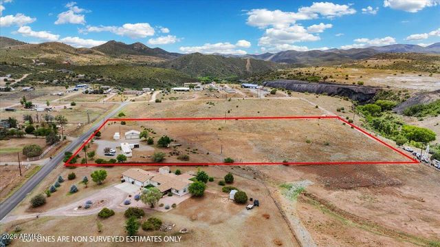 2900 S Holiday Drive, Dewey, AZ 86327