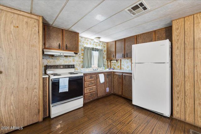2900 S Holiday Drive, Dewey, AZ 86327