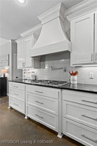 230 Waterfront Circle, Alma, AR 72921