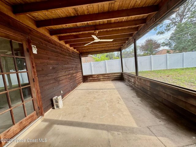 876 Remsen Avenue NW, Palm Bay, FL 32907