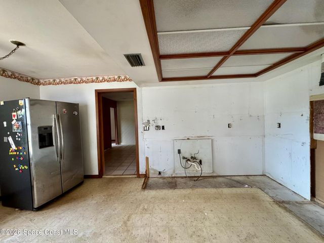 876 Remsen Avenue NW, Palm Bay, FL 32907