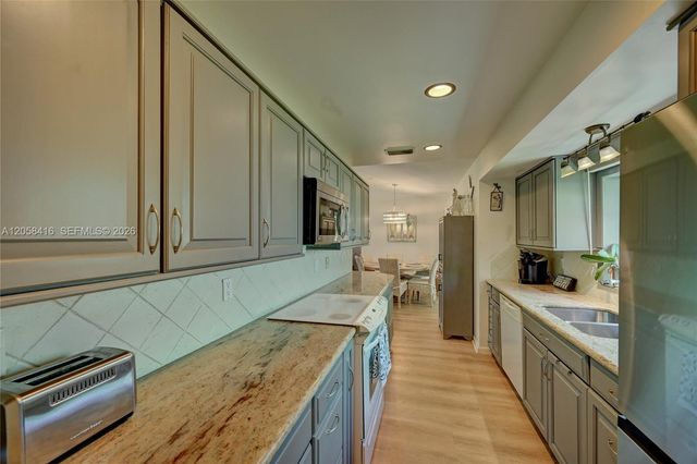 2523 Wabash Drive 0, North Palm Beach, FL 33410