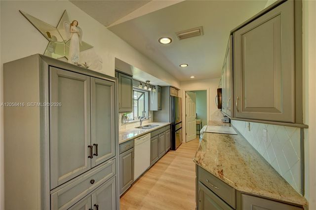 2523 Wabash Drive 0, North Palm Beach, FL 33410