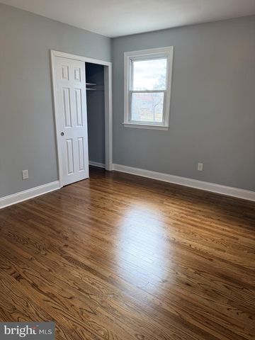 916 EDGEMOOR RD, Cherry Hill, NJ 08034