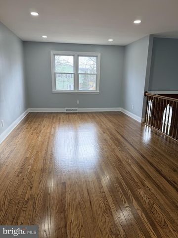 916 EDGEMOOR RD, Cherry Hill, NJ 08034