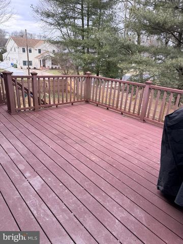 916 EDGEMOOR RD, Cherry Hill, NJ 08034