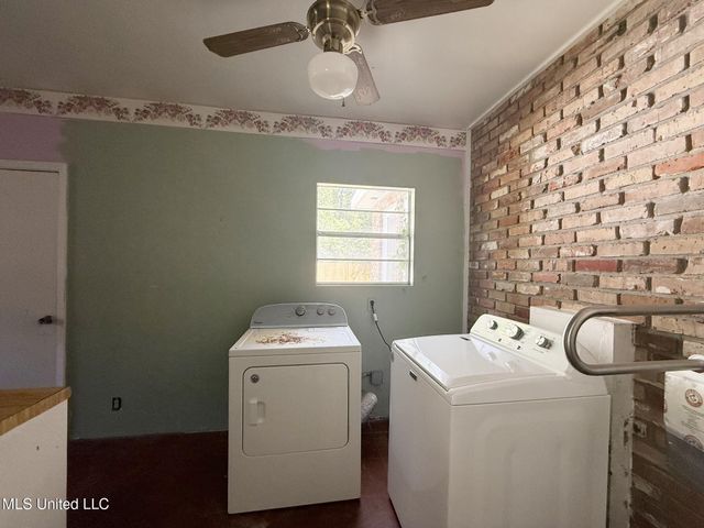 810 23rd Street, Gulfport, MS 39501
