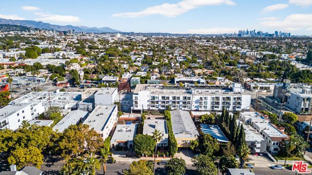 822 N Hayworth Avenue, Los Angeles, CA 90046