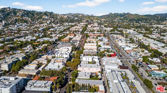 822 N Hayworth Avenue, Los Angeles, CA 90046