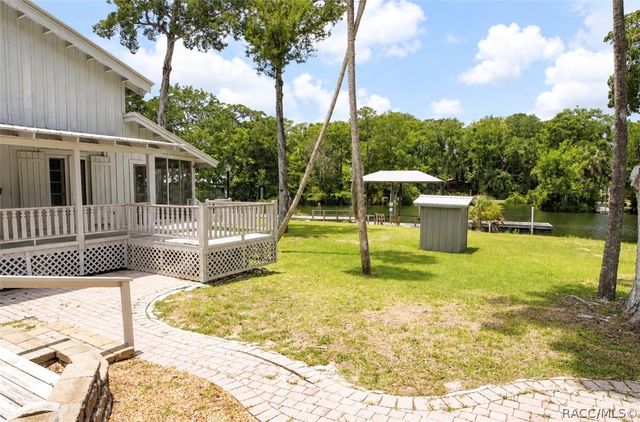 11610 N Caribee Point, Inglis, FL 34449