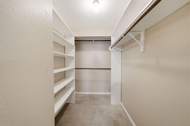 2350 Bering Drive 121, Houston, TX 77057