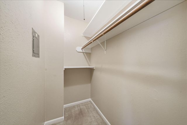 2350 Bering Drive 121, Houston, TX 77057