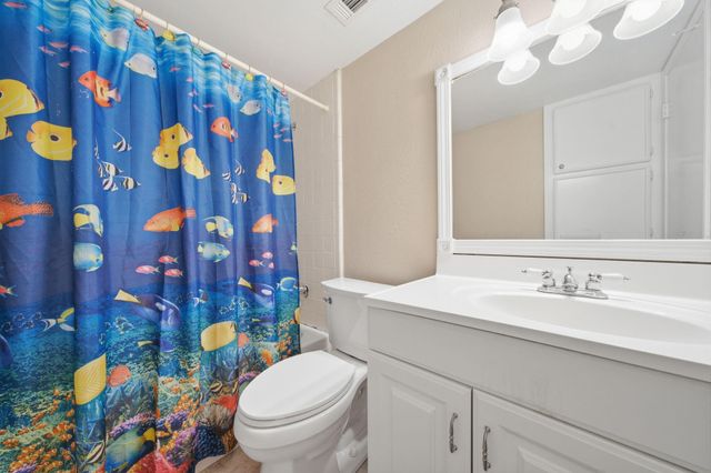 2350 Bering Drive 121, Houston, TX 77057