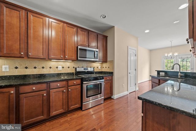 330 CALDWELL TER SE, Leesburg, VA 20175