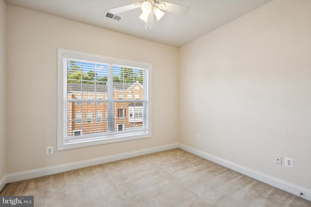 330 CALDWELL TER SE, Leesburg, VA 20175