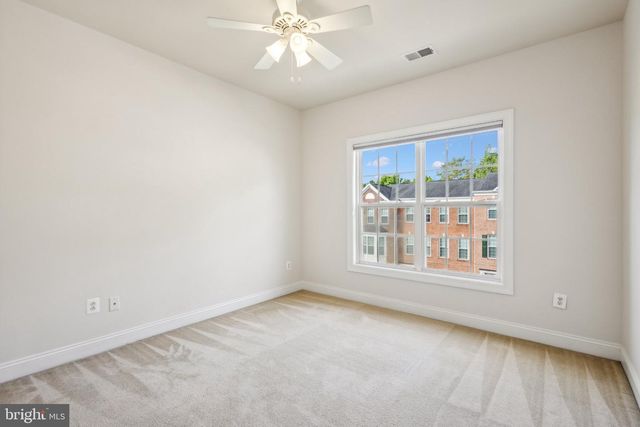 330 CALDWELL TER SE, Leesburg, VA 20175