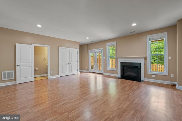 330 CALDWELL TER SE, Leesburg, VA 20175