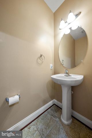 330 CALDWELL TER SE, Leesburg, VA 20175