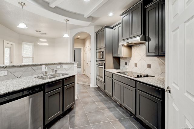 1319 Crane, San Antonio, TX 78245