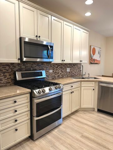 5102 Monroe Street, Matteson, IL 60443