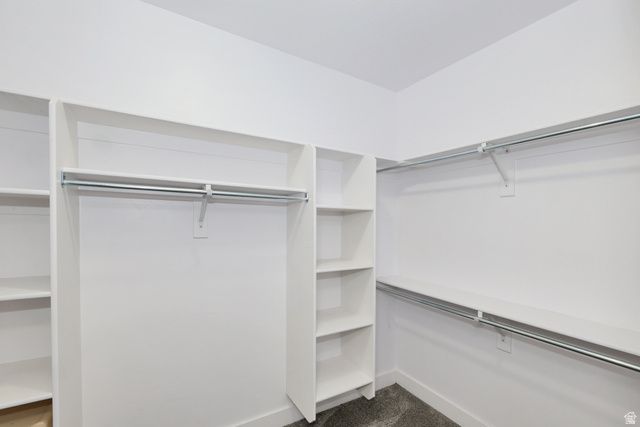 5625 S DUNETREE HILL LN, Holladay, UT 84121