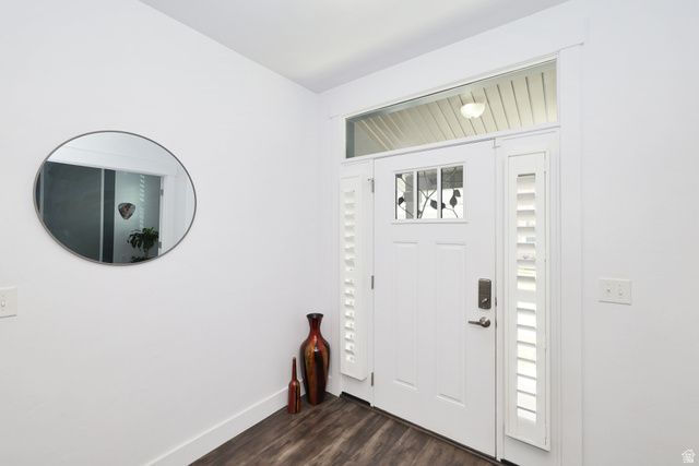 5625 S DUNETREE HILL LN, Holladay, UT 84121