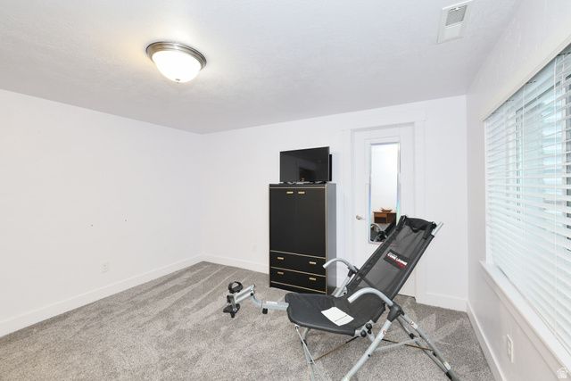 5625 S DUNETREE HILL LN, Holladay, UT 84121