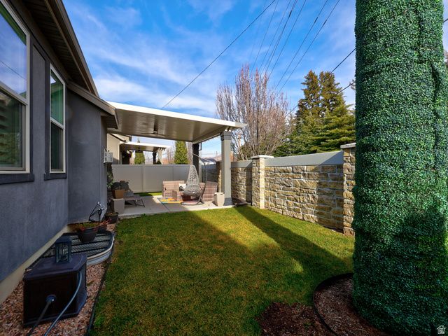 5625 S DUNETREE HILL LN, Holladay, UT 84121