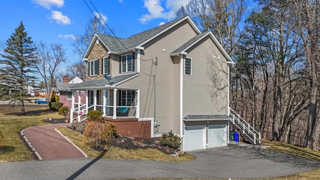 523 Coolidge Avenue, Manchester, NH 03102