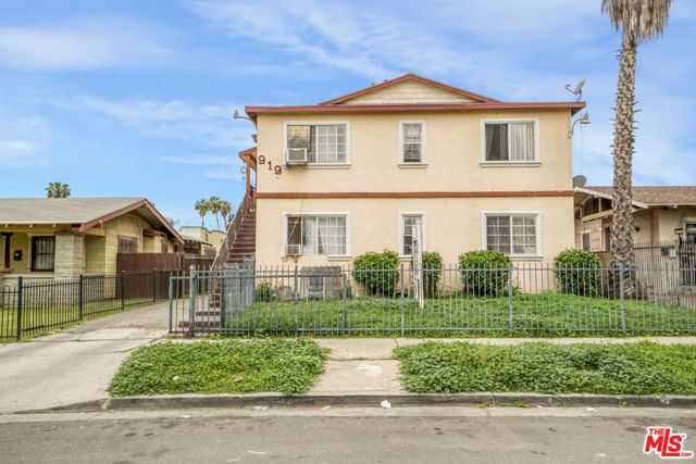917 N Ardmore Avenue, Los Angeles, CA 90029