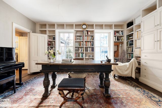 25 CRANBERRY Street, New York City, NY 11201