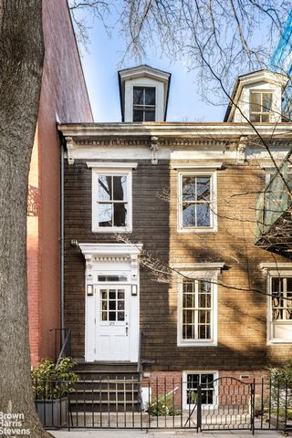 25 CRANBERRY Street, New York City, NY 11201