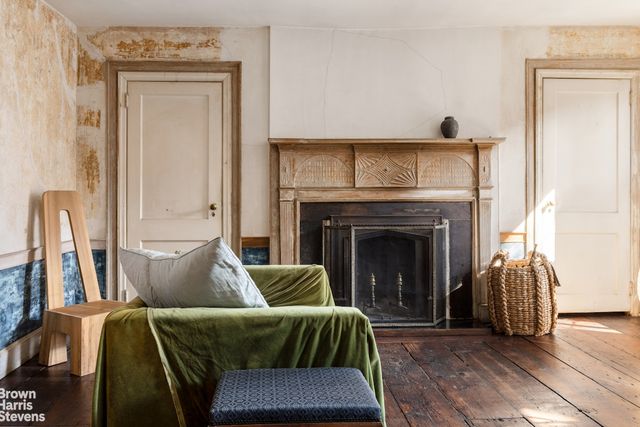 25 CRANBERRY Street, New York City, NY 11201