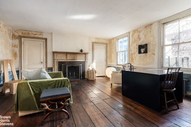 25 CRANBERRY Street, New York City, NY 11201