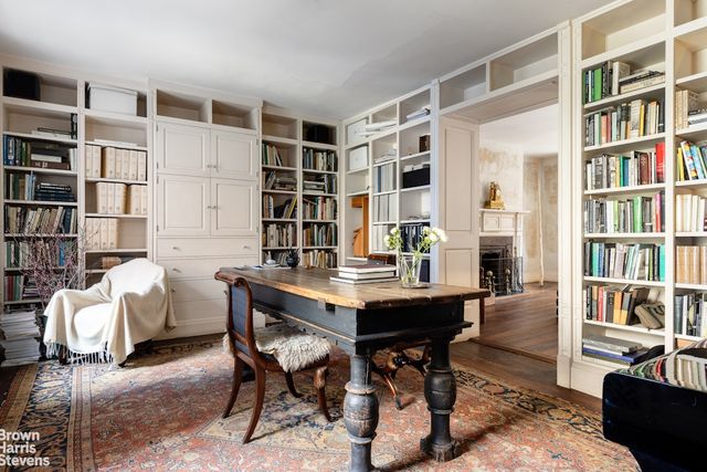 25 CRANBERRY Street, New York City, NY 11201