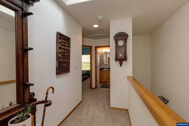 1450 NE Kerry Ct, Mcminnville, OR 97128
