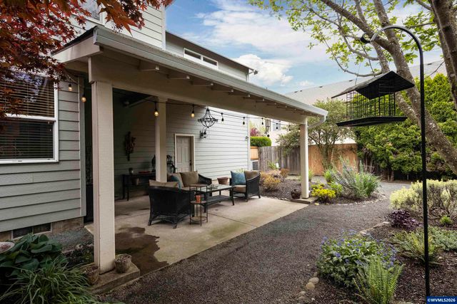 1450 NE Kerry Ct, Mcminnville, OR 97128