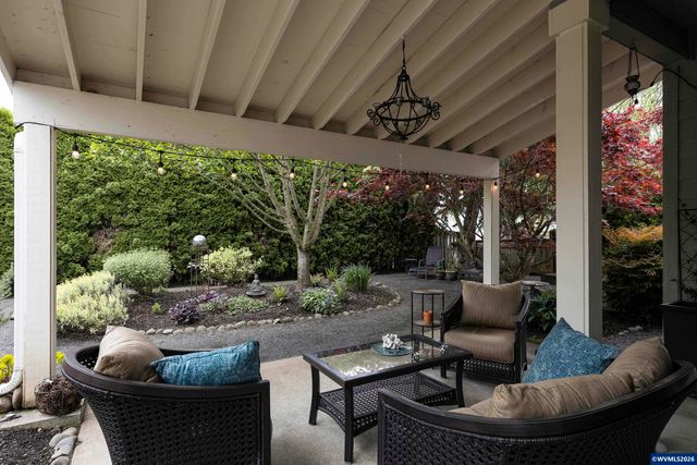 1450 NE Kerry Ct, Mcminnville, OR 97128