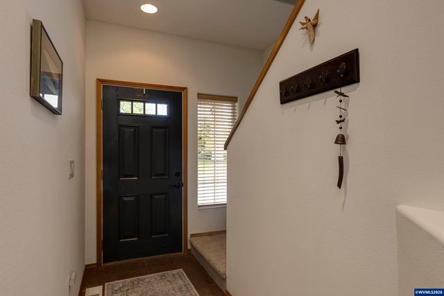 1450 NE Kerry Ct, Mcminnville, OR 97128