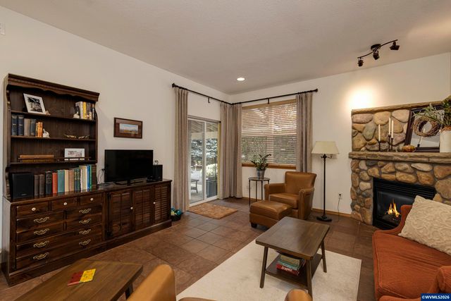 1450 NE Kerry Ct, Mcminnville, OR 97128