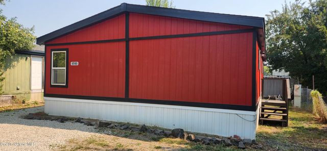 8745 W MEADOW BROOK CIR, Rathdrum, ID 83858