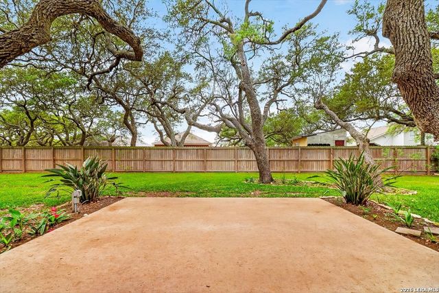 1521 S Mathis, Rockport, TX 78382